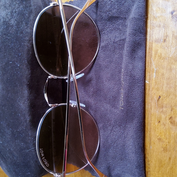 Tom Ford Sunglasses! EUC! Almost New! - Picture 2 of 5